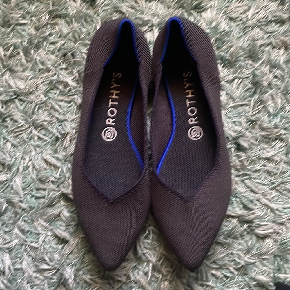 Rothys htf Shale points sz 9